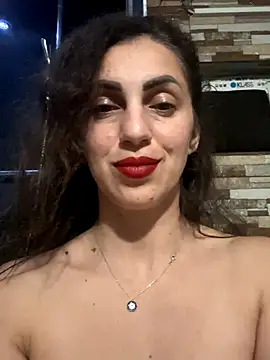 EmaSkyes online show from 31, 10, 2025