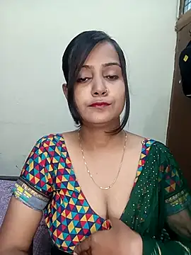 Snapshot of Miss-Riyasingh chatting on 14, 7, 2026 Miss-Riyasingh online show from 14, 7, 2026