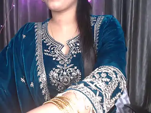 Snapshot of Sexy_Myra18 chatting on 12, 2, 2025 Sexy Myra18 online show from 12, 2, 2025