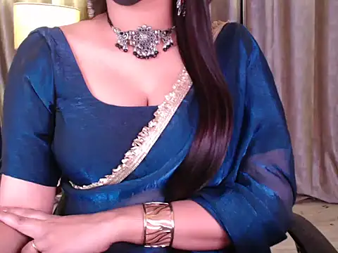 Snapshot of Sexy_Myra18 chatting on 15, 11, 2025 Sexy Myra18 online show from 15, 11, 2025