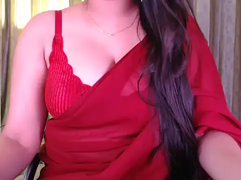 Snapshot of Sexy_Myra18 chatting on 16, 5, 2026 Sexy Myra18 online show from 16, 5, 2026