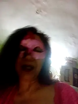 Snapshot of DesiMuffin chatting on 5, 2, 2025 DesiMuffin online show from 5, 2, 2025