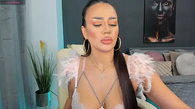 Sonia  Rey online show from 31, 1, 2025