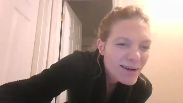 Snapshot of AddieAssets chatting on 21, 9, 2025 AddieAssets online show from 21, 9, 2025