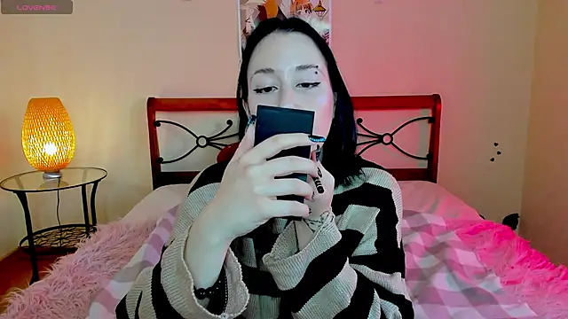 Snapshot of adell_berry chatting on 20, 9, 2025 adell berry online show from 20, 9, 2025