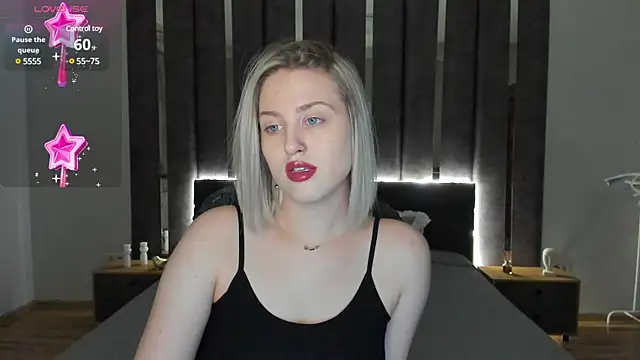  Sarah Soul  online show from 8, 1, 2025