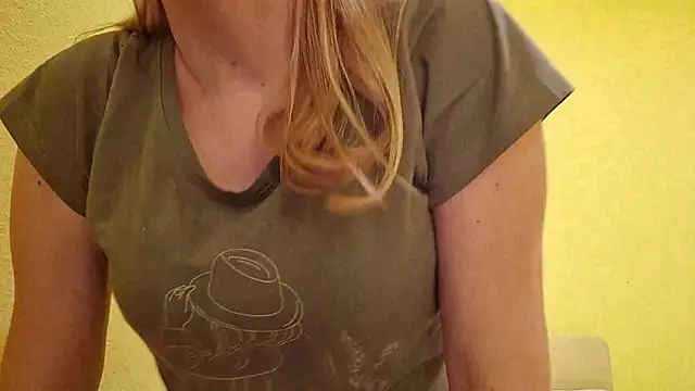 EstrellaWalters online show from 13, 1, 2025