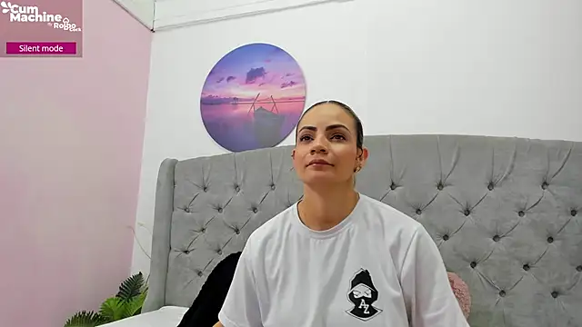 Snapshot of Valesskahall chatting on 11, 11, 2025 Valesskahall online show from 11, 11, 2025