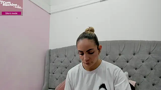 Snapshot of Valesskahall chatting on 30, 11, 2025 Valesskahall online show from 30, 11, 2025