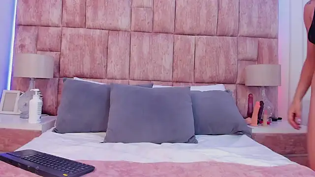 Cloesweet 1 online show from 30, 1, 2025