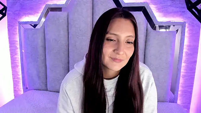  alaia collway  online show from 22, 3, 2025