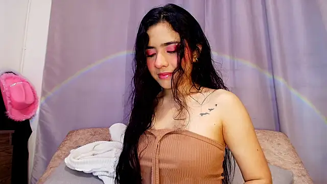 adara johnson   online show from 24, 10, 2025