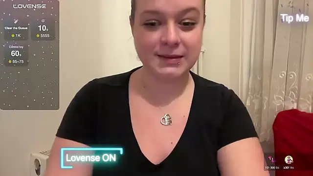 NaughtyWifeUK online show from 5, 1, 2025