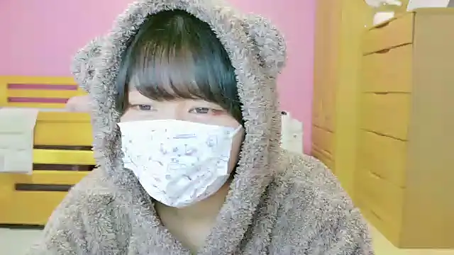 Snapshot of _usya_2525 chatting on 6, 12, 2024 usya 2525 online show from 6, 12, 2024