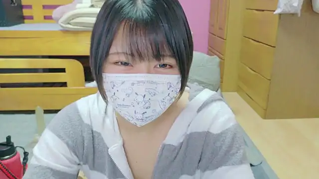 Snapshot of _usya_2525 chatting on 12, 3, 2025 usya 2525 online show from 12, 3, 2025