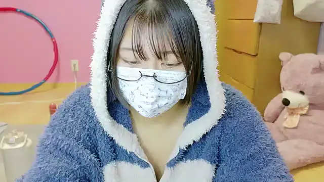 Snapshot of _usya_2525 chatting on 10, 11, 2025 usya 2525 online show from 10, 11, 2025