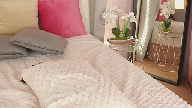 ViolettMoon1 online show from 30, 1, 2025