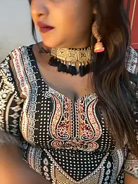 Ayesha mahi online show from 21, 10, 2025