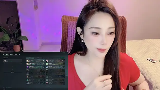 Daisy-77 online show from 5, 3, 2026