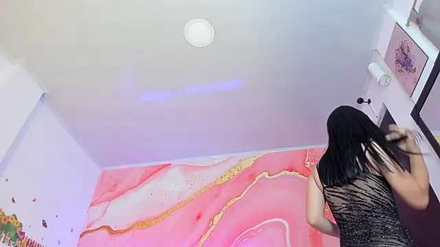 Daisy  rose online show from 29, 1, 2025