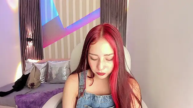 emily layton online show from 4, 11, 2025