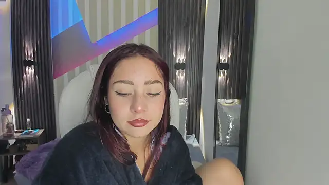 emily layton online show from 2, 2, 2026