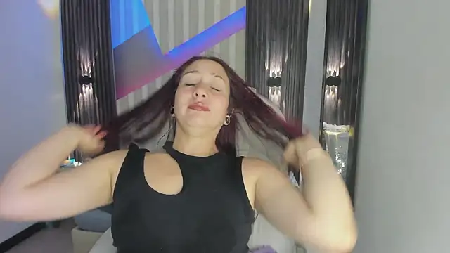 emily layton online show from 3, 2, 2026