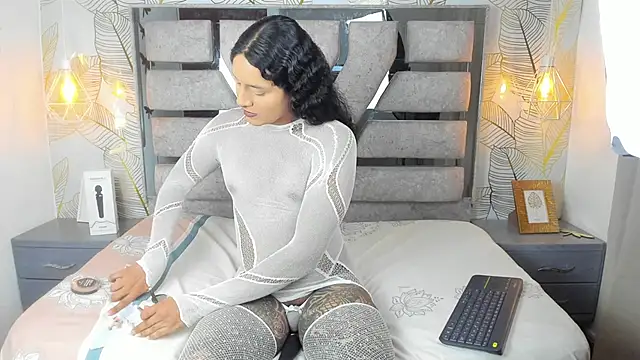 Snapshot of Alison_Chan_ chatting on 11, 3, 2026 Alison Chan online show from 11, 3, 2026