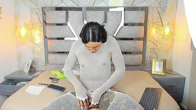 Snapshot of Alison_Chan_ chatting on 15, 3, 2026 Alison Chan online show from 15, 3, 2026