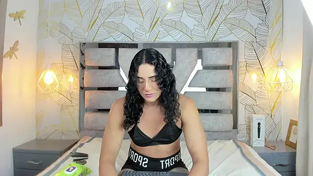 Snapshot of Alison_Chan_ chatting on 15, 4, 2026 Alison Chan online show from 15, 4, 2026