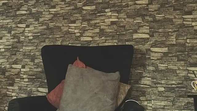 Snapshot of alondrabigtits chatting on 4, 11, 2025 alondrabigtits online show from 4, 11, 2025