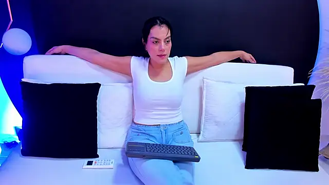 Ada Monroe10 online show from 27, 3, 2026