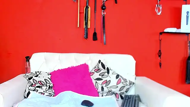 Snapshot of MIA_SOPHIA1 chatting on 4, 12, 2024 MIA SOPHIA1 online show from 4, 12, 2024