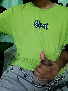 Snapshot of Smartboi007 chatting on 25, 12, 2024 Smartboi007 online show from 25, 12, 2024