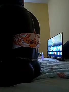 Juicylittle slute online show from 14, 2, 2026