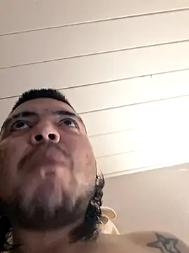 Snapshot of KeptupHack chatting on 8, 11, 2025 KeptupHack online show from 8, 11, 2025