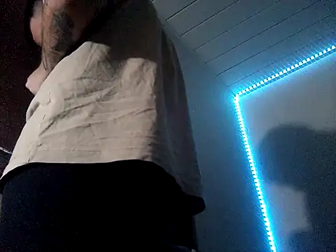 Snapshot of KeptupHack chatting on 24, 11, 2025 KeptupHack online show from 24, 11, 2025