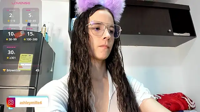  ashleymiller online show from 5, 12, 2025