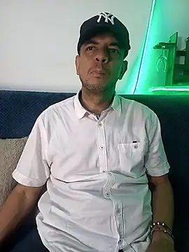 latinmartin73 online show from 27, 2, 2025