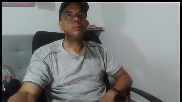 latinmartin73 online show from 19, 4, 2026