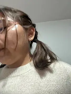 kittyfresita online show from 20, 2, 2025