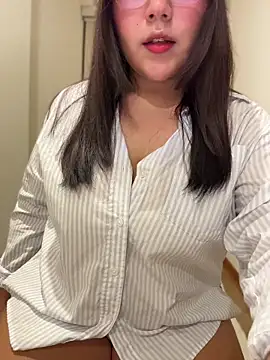 Snapshot of kittyfresita chatting on 5, 7, 2026 kittyfresita online show from 5, 7, 2026