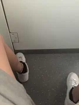 jovenestraviesos online show from 13, 2, 2026