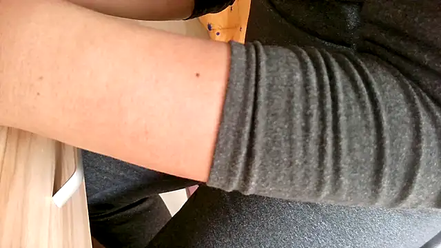 huzi518 online show from 22, 3, 2025