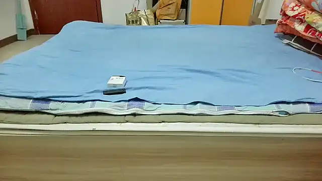 huzi518 online show from 22, 10, 2025