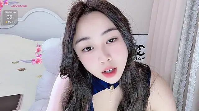 Snapshot of Caitlyn__ chatting on 17, 1, 2025 Caitlyn online show from 17, 1, 2025