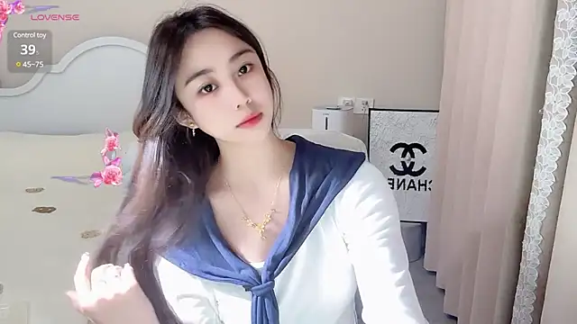 Snapshot of Caitlyn__ chatting on 9, 2, 2025 Caitlyn online show from 9, 2, 2025