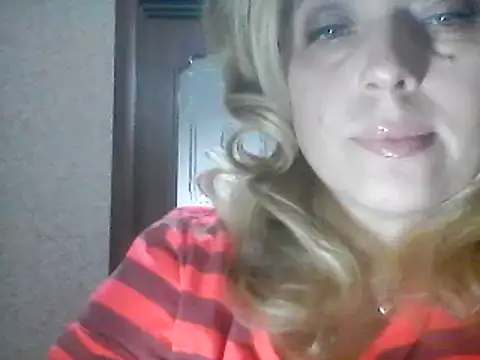 Snapshot of SweetCandy356 chatting on 20, 2, 2025 SweetCandy356 online show from 20, 2, 2025