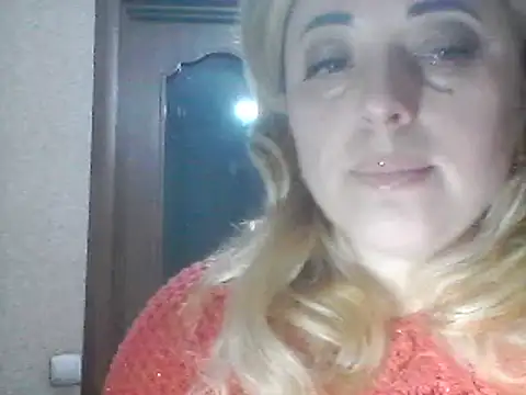 Snapshot of SweetCandy356 chatting on 27, 2, 2025 SweetCandy356 online show from 27, 2, 2025