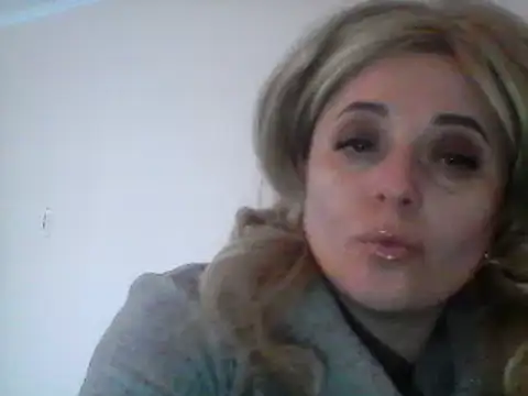 Snapshot of SweetCandy356 chatting on 19, 3, 2025 SweetCandy356 online show from 19, 3, 2025